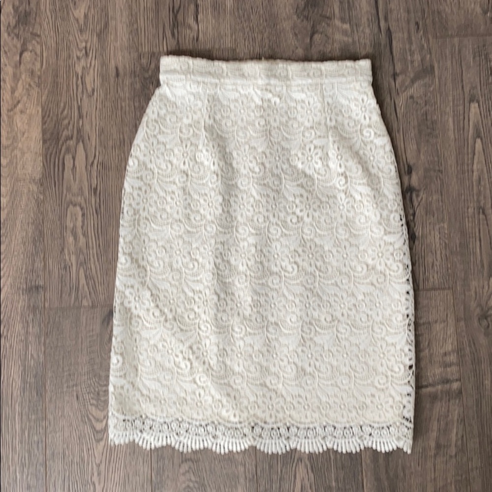 Uniqlo Lace Pencil Skirt NWOT